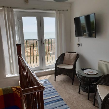 Beachfront Studio Певенсі Екстер'єр фото